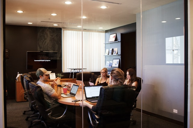 3 Ways To Retain The Audience's Attention During Your Next Presentation