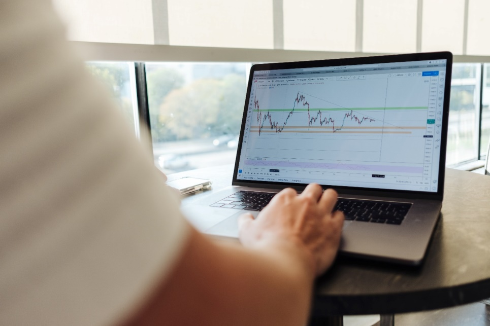 Financial Dashboards: Why Are They Crucial For Your CFO?